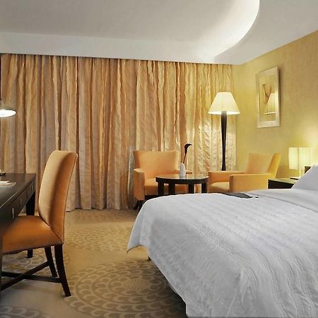 Le Meridien Pyramids Hotel & Spa Giza Εξωτερικό φωτογραφία